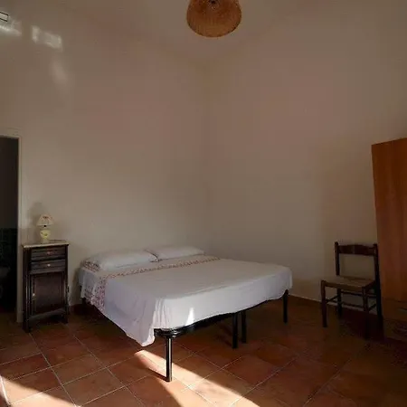Casa Biscotto Santa Marina Salina